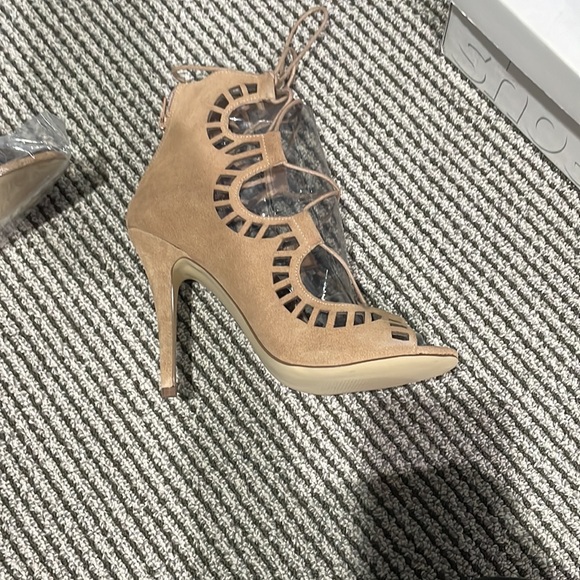 NWT ShoeMint Nide lace up Heel - Picture 2 of 5